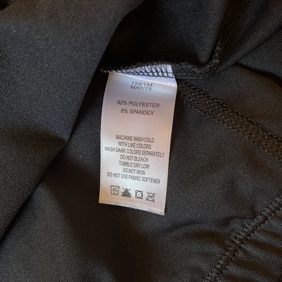 Bundle 2 for $15😀 KSwiss Skort - Picture 8 of 8